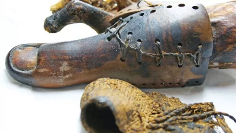 Os antigos egípcios já usavam prótese há mais de 2500 anos